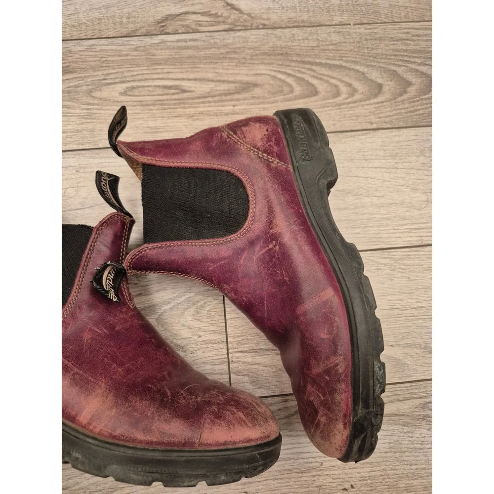 Blundstone Womens Red Burgundy Leather Chelsea Boots‎ Distressed Pull On Sz 5.5